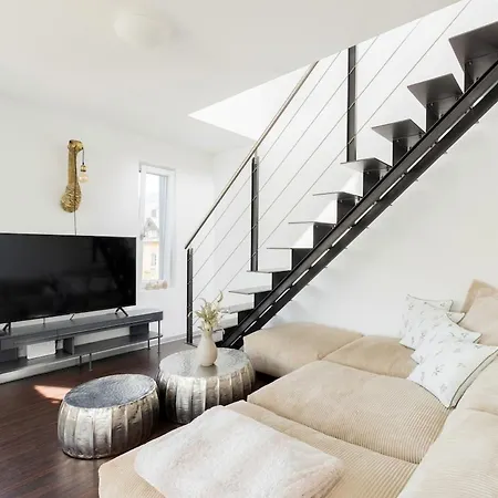 Helles Penthouse Mit Dachterrasse&bergblick