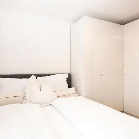 Helles Penthouse Mit Dachterrasse&bergblick Mondsee