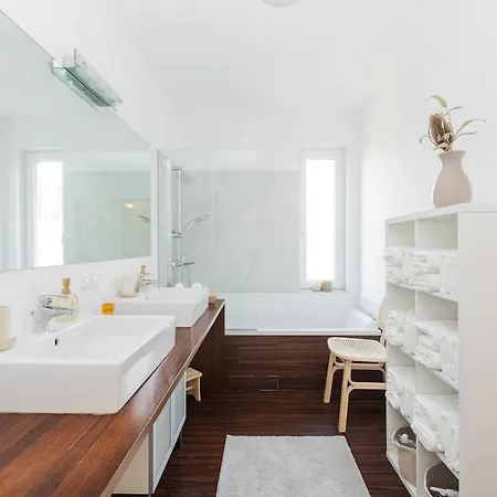 Apartment Helles Penthouse Mit Dachterrasse&bergblick *