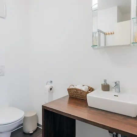 Helles Penthouse Mit Dachterrasse&bergblick Apartment